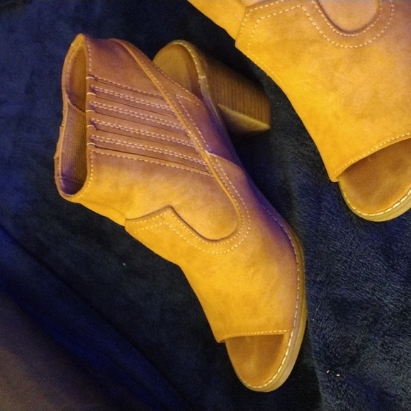 Open toe/heel Suede-like boots - Picture 11 of 11